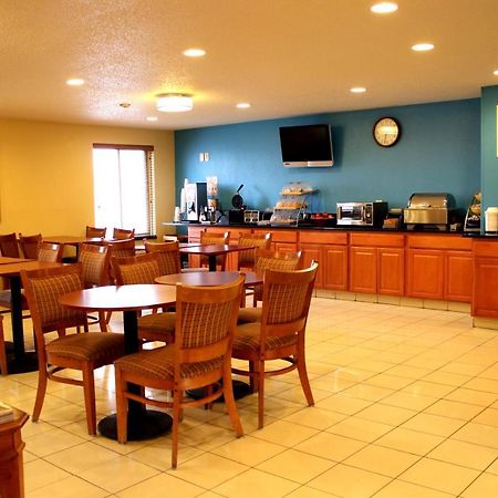 Days Inn & Suites By Wyndham Bloomington/Normal Il Kültér fotó