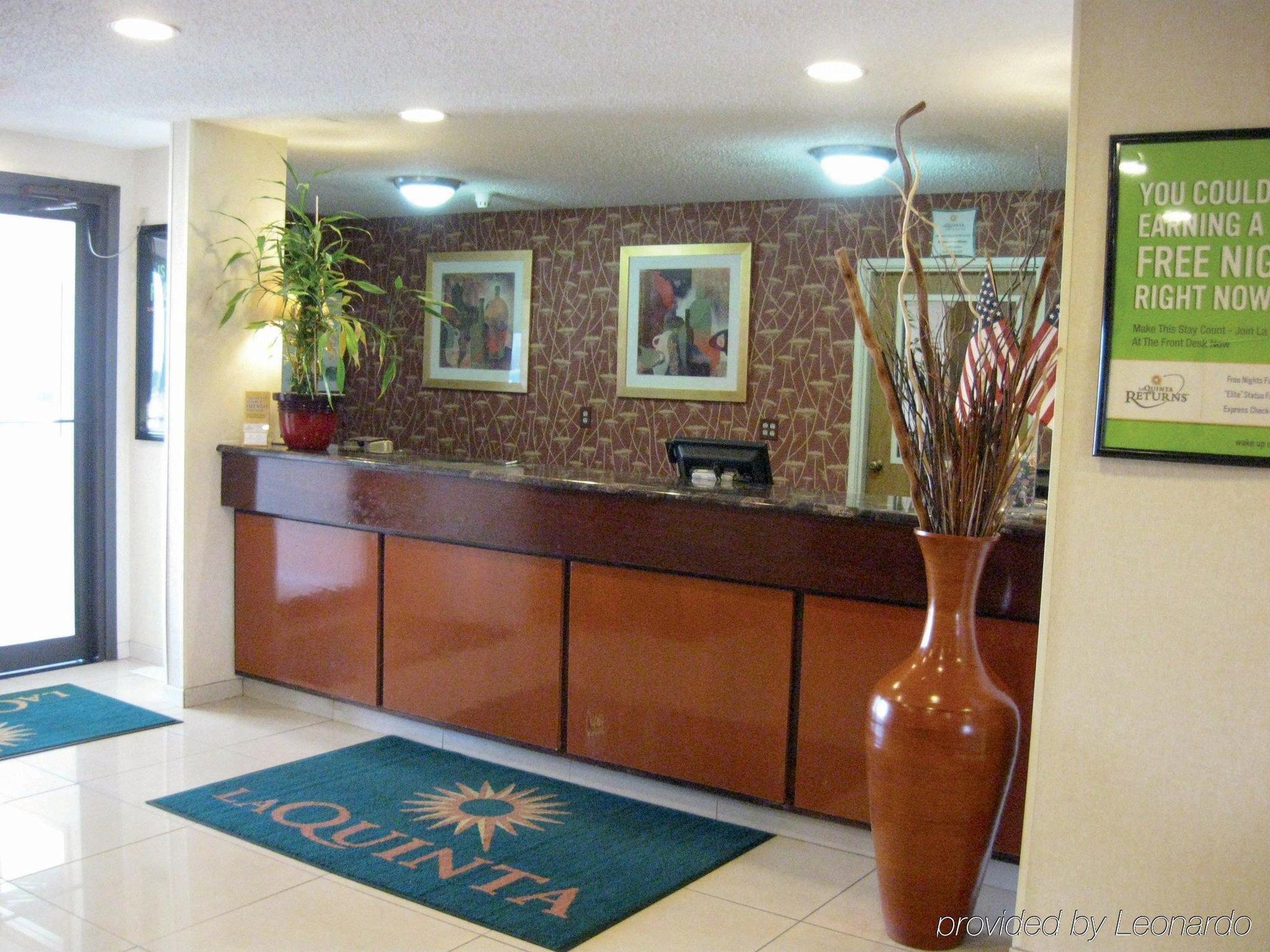 Days Inn & Suites By Wyndham Bloomington/Normal Il Kültér fotó